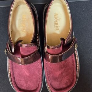 Alegria Burgundy Loafers Size 39